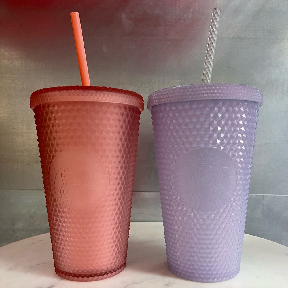 Starbucks grande cups